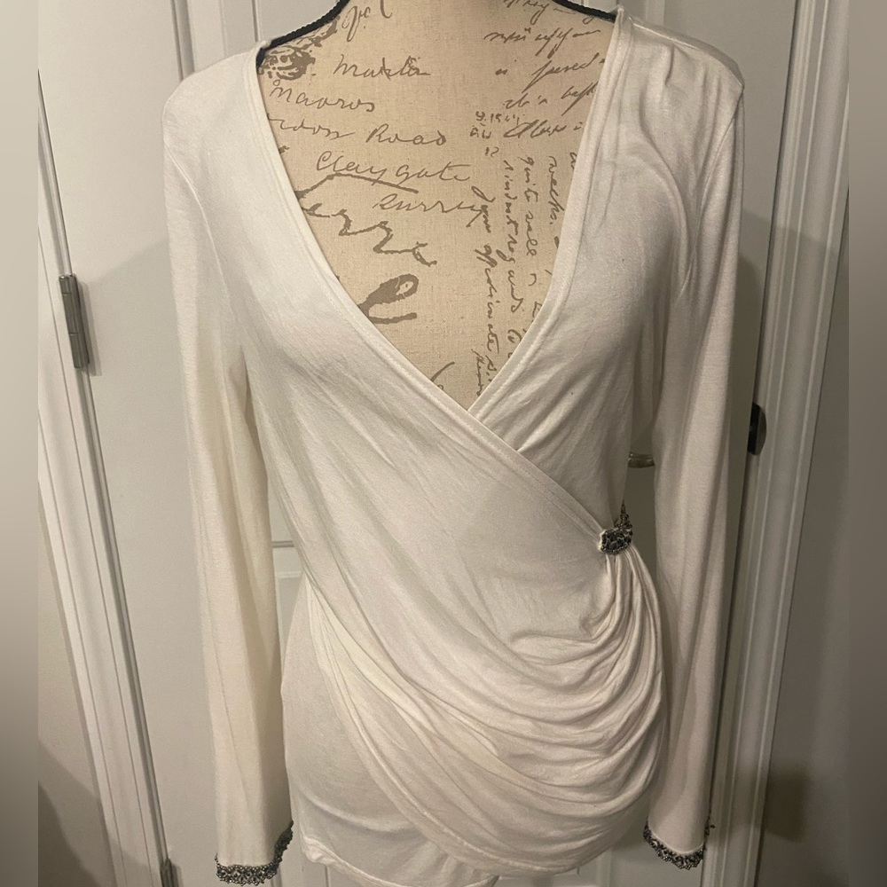 Buckle dress shirt